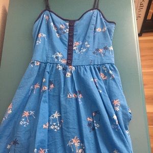 Lauren Conrad dress with pockets